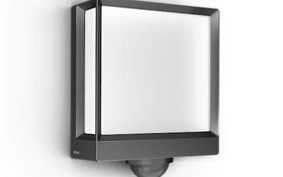 Test applique LED extérieure Steinel L 40 SC avec détecteur intelligent