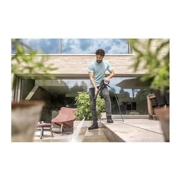 Découvrez notre analyse détaillée du nettoyeur Kärcher K 7 Premium : performance exceptionnelle, puissance inégalée et innovations technologiques au service de votre nettoyage extérieur