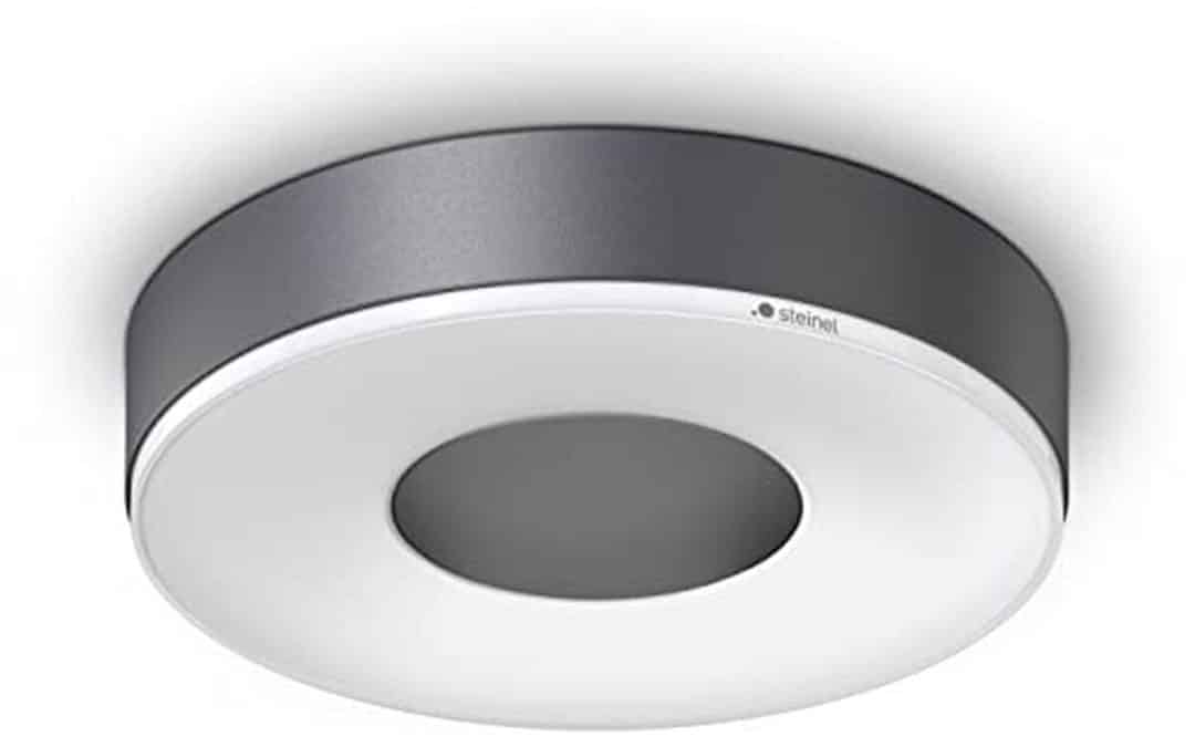 Test du plafonnier intelligent Steinel RS 200 SC avec détecteur de mouvement